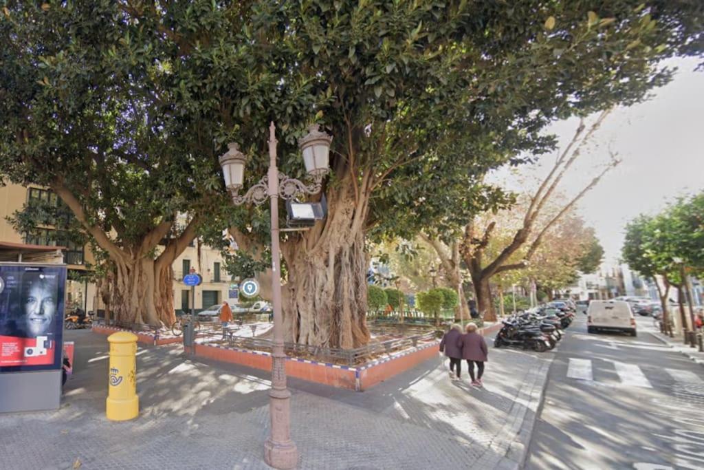 Atico Plaza Cristo De Burgos Apartment Seville Exterior photo